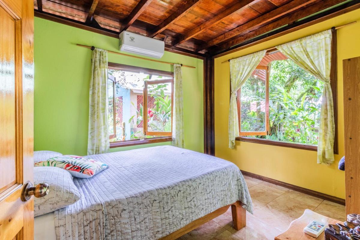 Casa Chilamates ตอร์ตูเกโร ภายนอก รูปภาพ