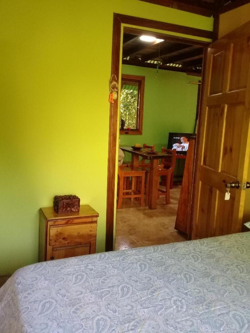 Casa Chilamates ตอร์ตูเกโร ภายนอก รูปภาพ
